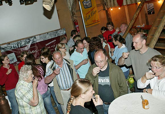 Schaukäsen der Käseschule Allgäu Schaukäsen der Käseschule Allgäu